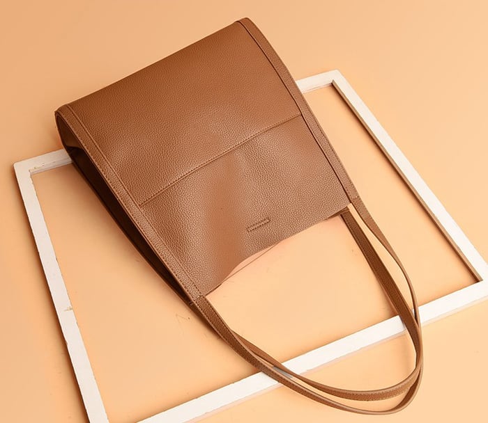 Ginny - Handcrafted Elegant Leather Shoulder Bag