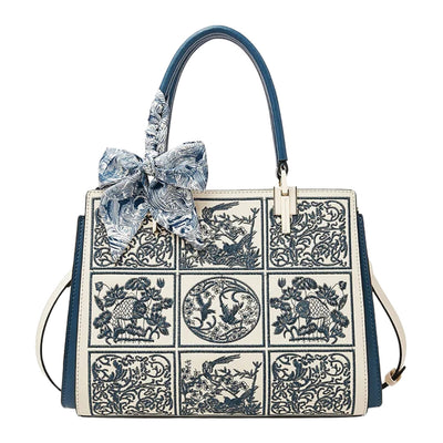 Vada™ – A unique crossbody bag with embroidery and a bow