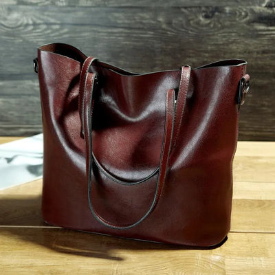 Luxie - Classic Shoulder Bag