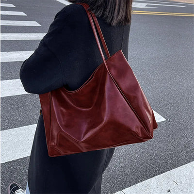 Capri™ - Elegant brown leather-effect tote bag