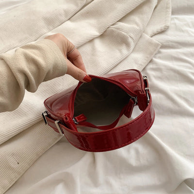 Sera - Vintage Crescent Bag
