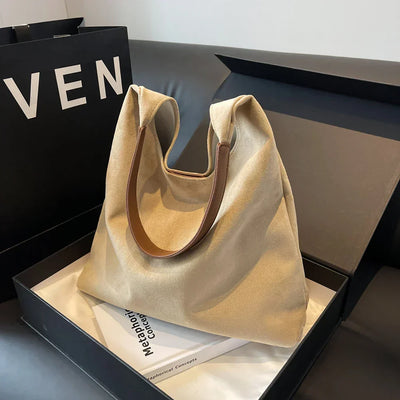 Emberlyn –Elegant, soft shoulder bag in a suede style
