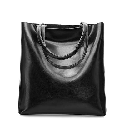 Celine - A classic tote bag in an elegant leather style