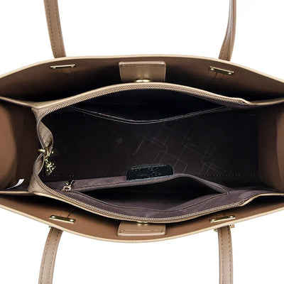 Rhea™ – A stylish everyday bag with a leather finish