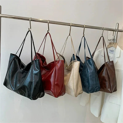 Capri™ - Elegant brown leather-effect tote bag