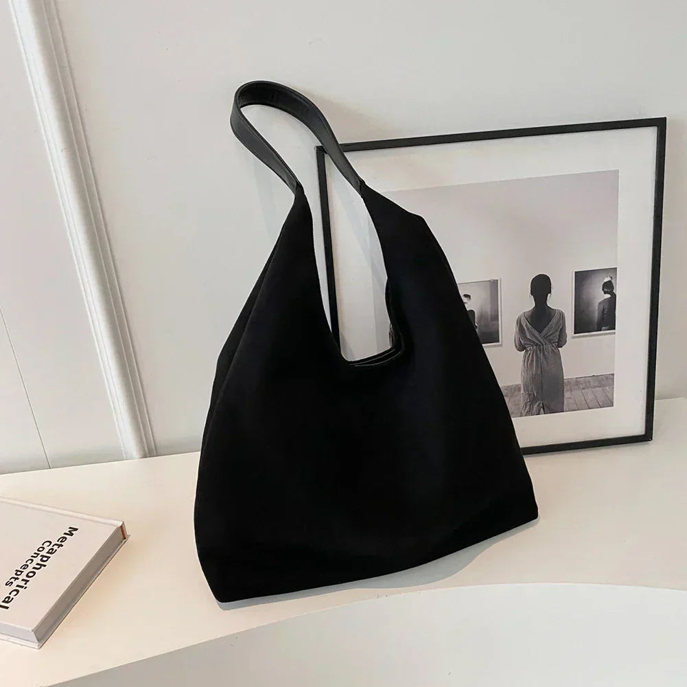 Emberlyn –Elegant, soft shoulder bag in a suede style