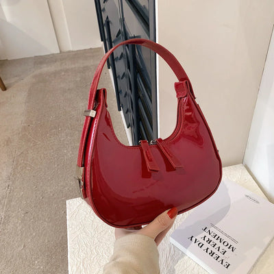 Sera - Vintage Crescent Bag