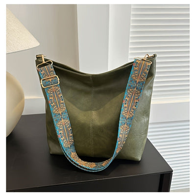 Calla – Casual Shoulder Bag with Wide Strap